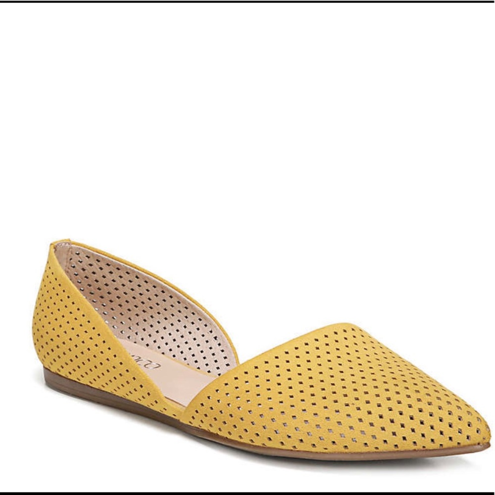 NWT faux suede mustard flat Franco Sarto
